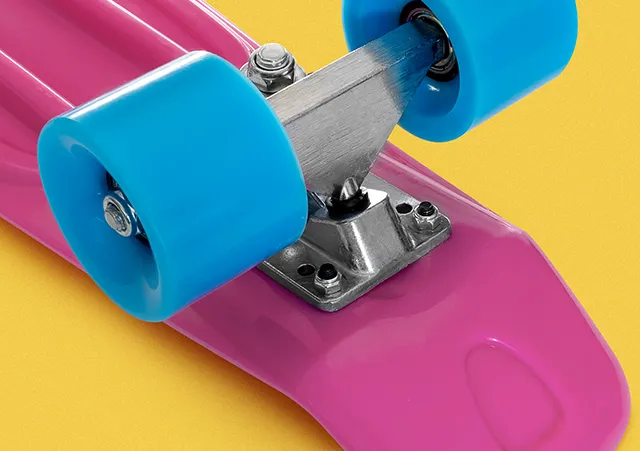 Product photography of a Cruiser skateboard for an Amazon listing